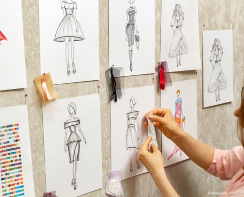 Schritt für Schritt zum neuen Modedesign.