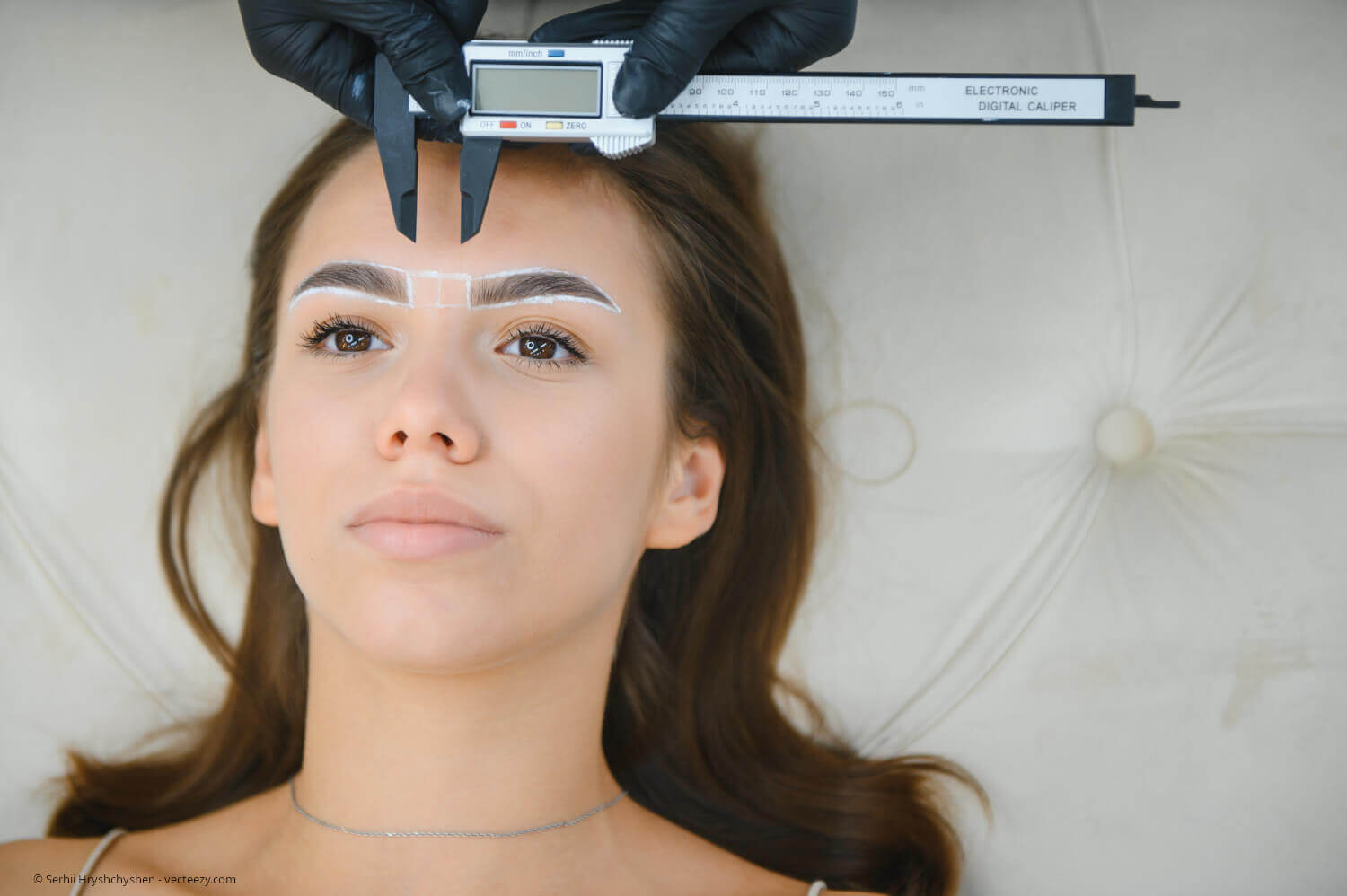 Ausbildung zur Kosmetiker:in als Quereinstieg oder berufliche Neuorientierung wagen?